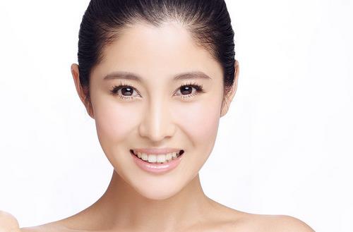 让恋情急速升温的Baby系裸妆（baby穿搭）