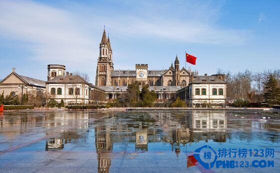 世界上最好的大学，哈佛大学(出过8位总统)