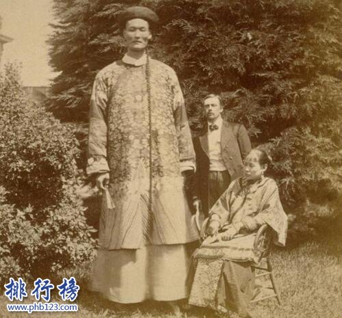 世界上最高的男人：詹世钗3.19米,唯一一位身高超过3米的人（清朝巨人詹世钗,身高3、19米）