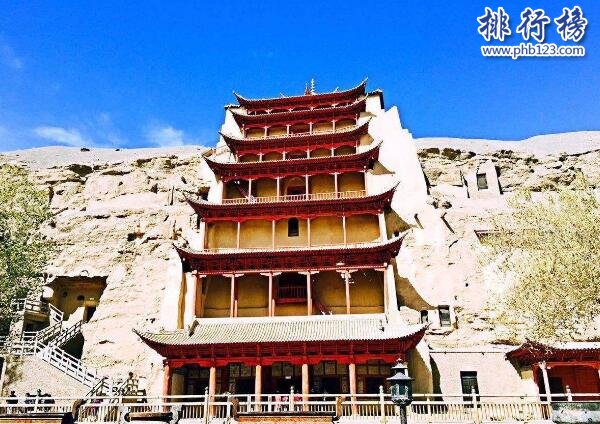 中国四大石窟排行榜，敦煌莫高窟犹如沙漠中的美术馆（中国最长的石窟画廊是敦煌莫高窟）