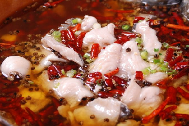 长沙十大美食排行 让你流口水的特色美味（长沙十大美食排行榜前十名最新版）