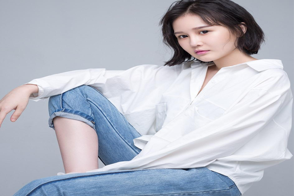 快手十大网红主播排名 这么瘦的一个大美女竟然是个大胃王（快手十大网红主播排名2020）