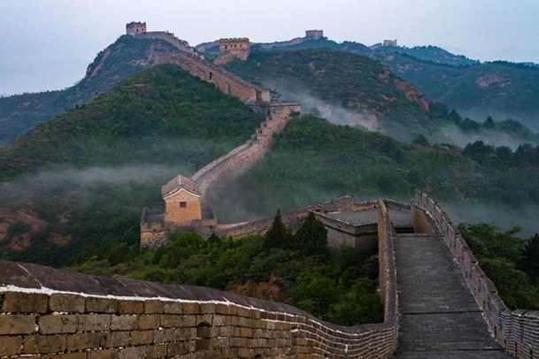 世界十大古建筑奇迹 长城位列第一，金字塔最震撼（世界十大古建筑奇迹分别是什么）