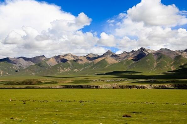 中国四大盆地排名 四川盆地上榜，第一面积达40万平方千米（中国四大盆地排名顺序）
