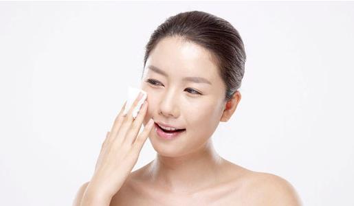 美妆工具：如何挑选卸妆油（卸妆油怎么选）