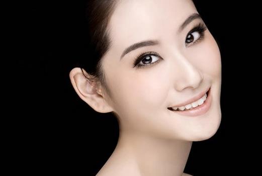 光子嫩肤可以去除鱼尾纹吗（光子嫩肤去皱纹）
